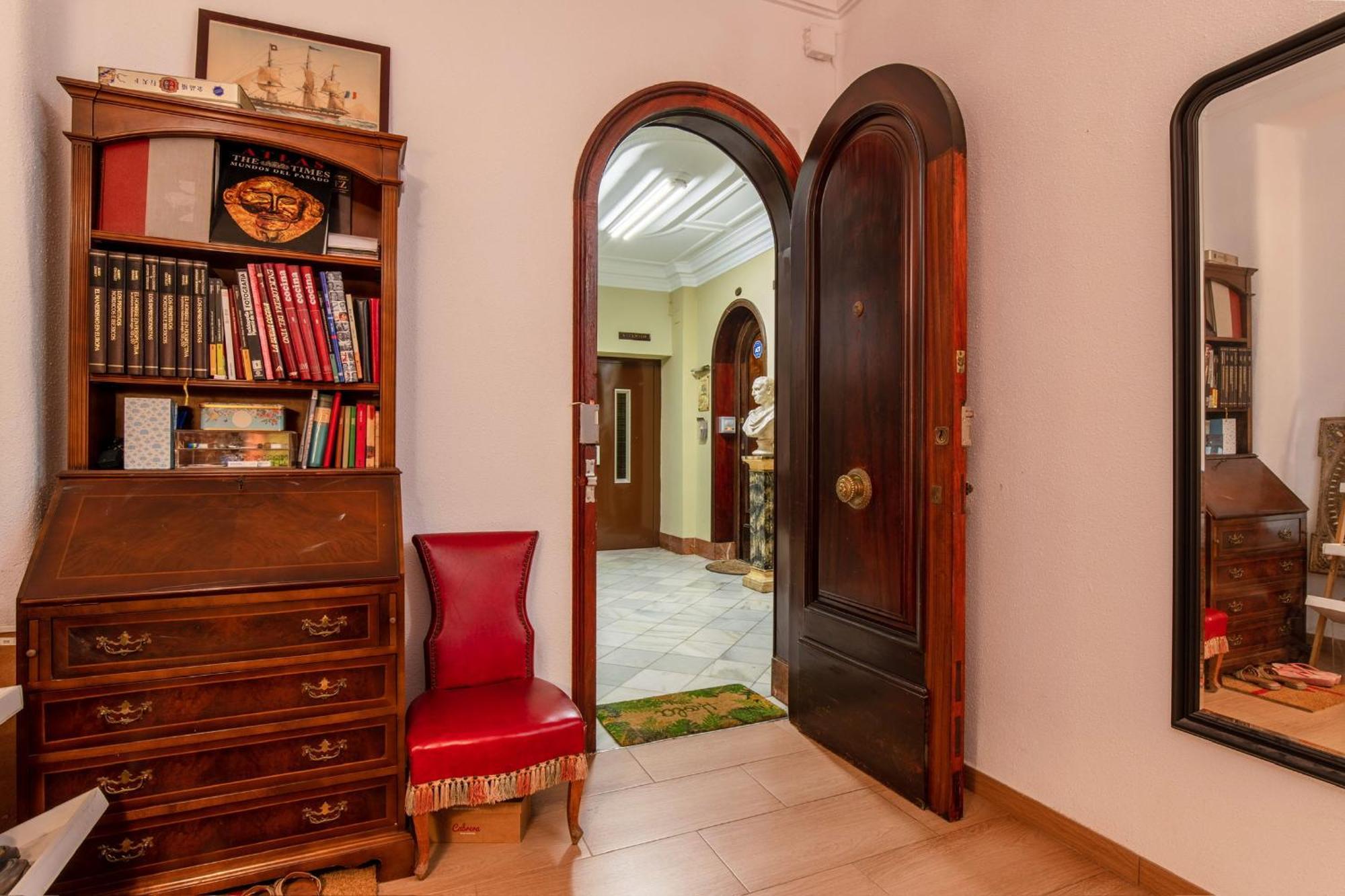 Mirador 1 Del Mercado Central - Habitacion Con Bano Privado En El Centro De La Ciudad Vella 발렌시아 외부 사진